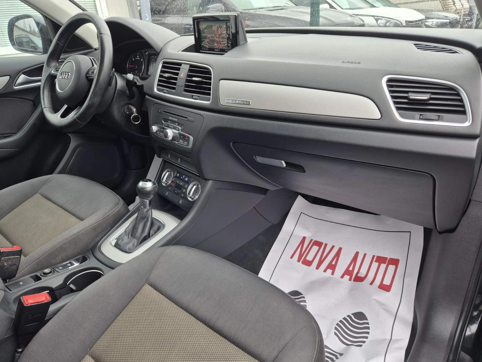 Audi Q3 2.0D-177кс-QUATTRO-ПАНОРАМА-LED, снимка 11 - Автомобили и джипове - 54057449