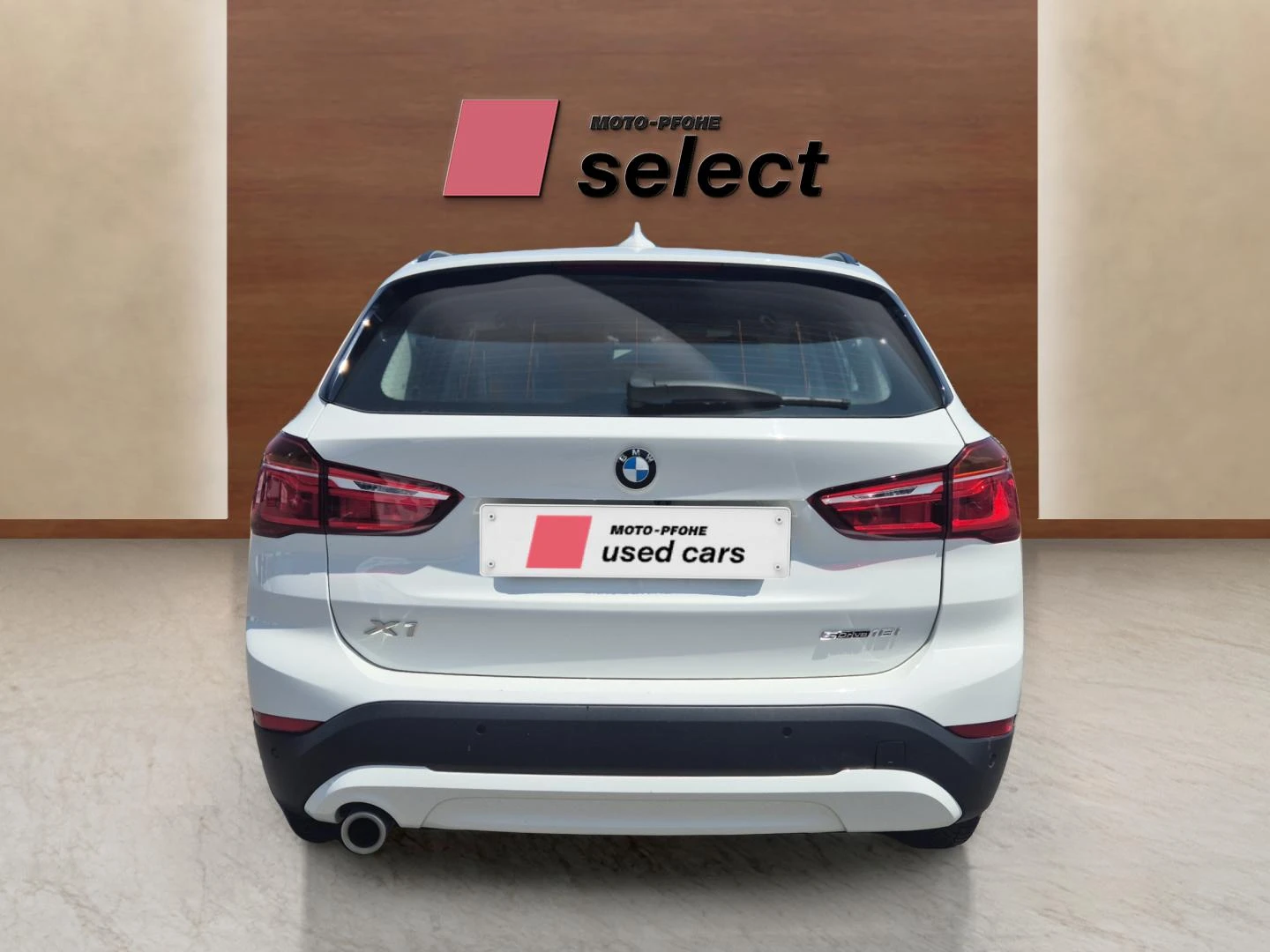 BMW X1 1.5 i, снимка 6 - Автомобили и джипове - 54795654