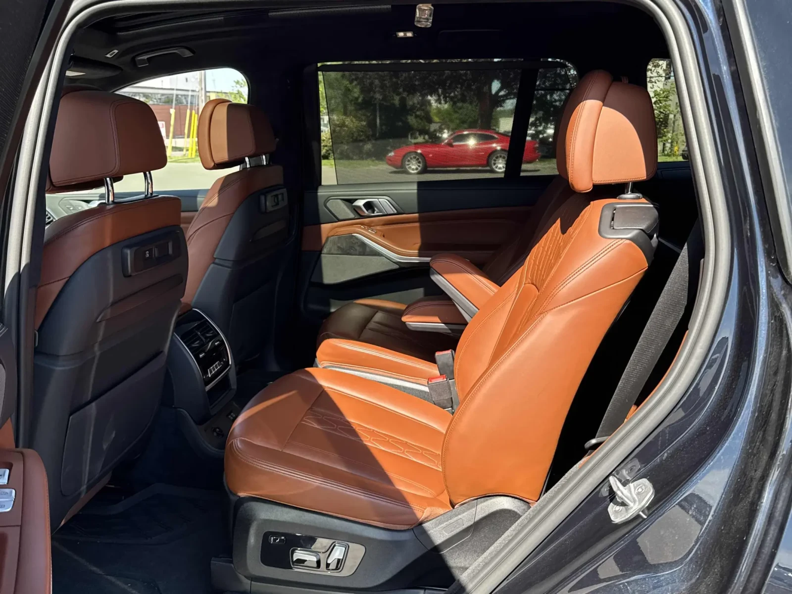 BMW X7 xDrive40i, снимка 11 - Автомобили и джипове - 54833714