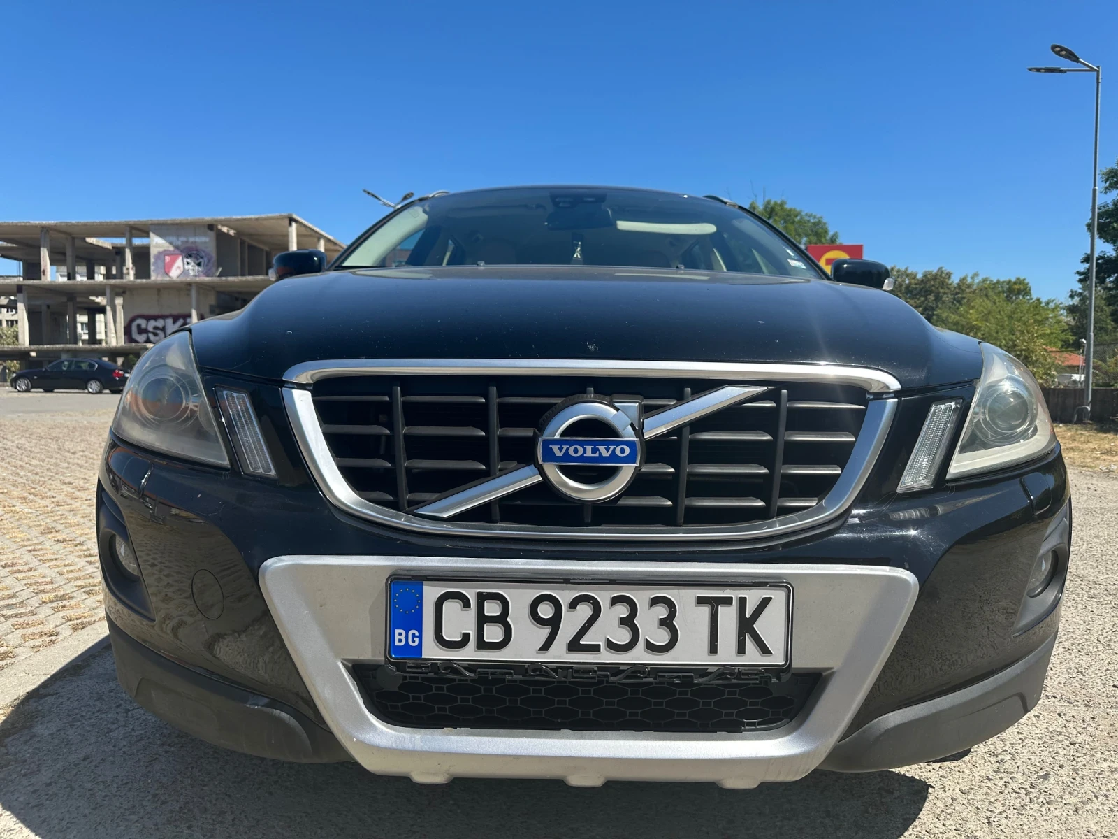 Volvo XC60 2.4 D5 AWD, снимка 2 - Автомобили и джипове - 55741583