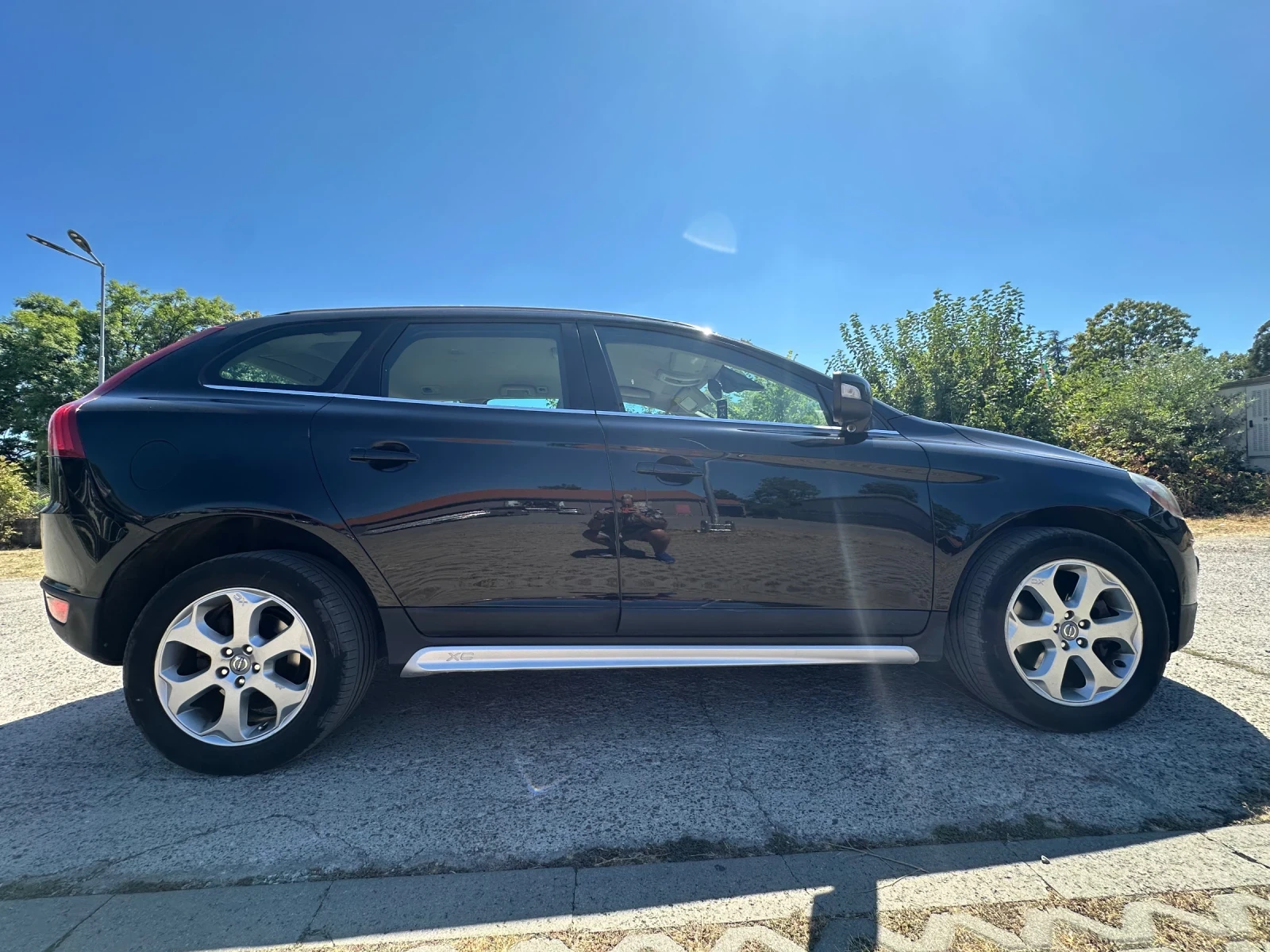 Volvo XC60 2.4 D5 AWD, снимка 8 - Автомобили и джипове - 55741583