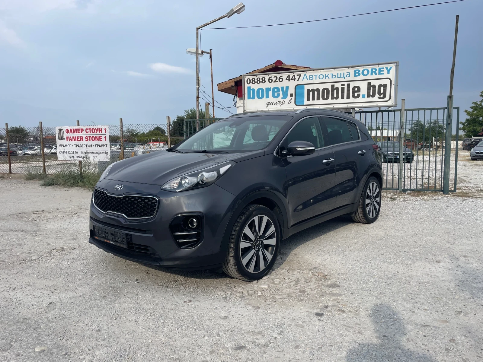 Kia Sportage, снимка 3 - Автомобили и джипове - 55790461