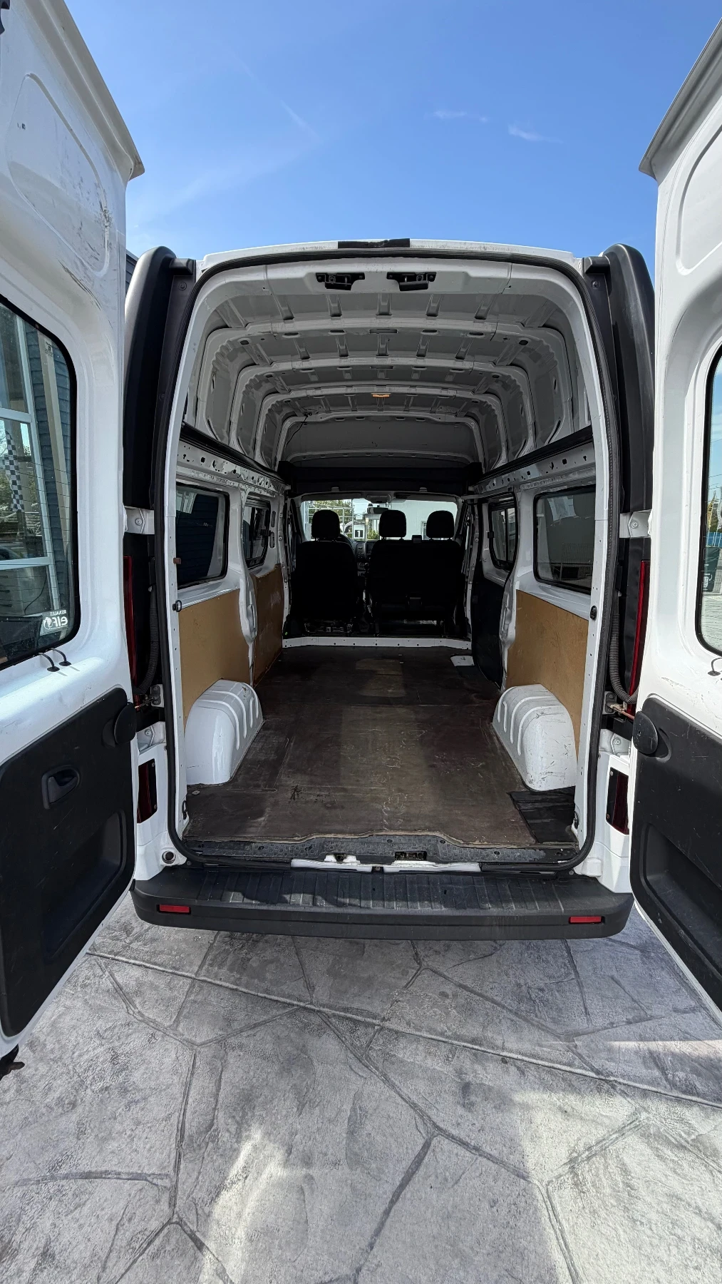 Opel Vivaro, снимка 13 - Бусове и автобуси - 56164195