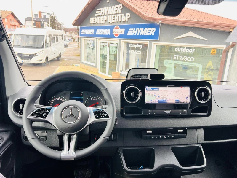 Кемпер HYMER / ERIBA 4X4 MEDCEDES 3500 кг., снимка 8 - Каравани и кемпери - 53300264