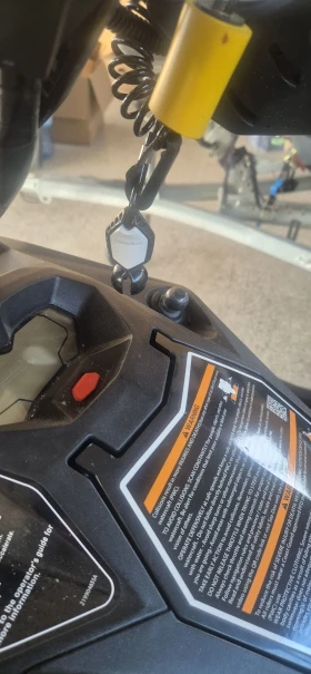 Джет Bombardier Sea Doo SPARK TRIXX  , снимка 5