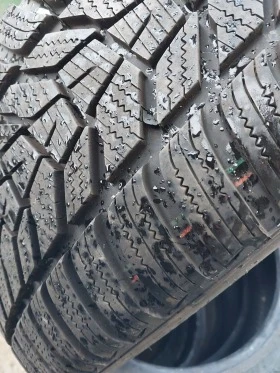 Гуми Зимни 215/45R18, снимка 1