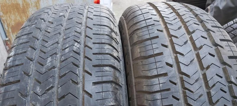 Гуми Летни 215/65R16, снимка 1 - Гуми и джанти - 30574833