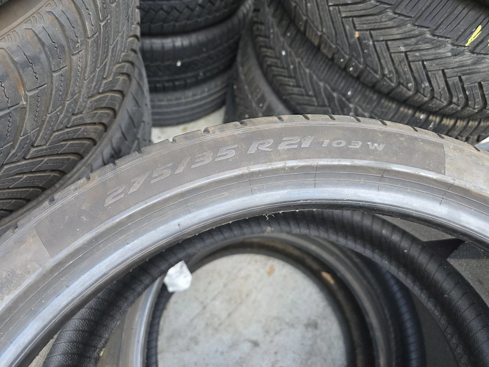 Гуми Летни 255/35R21, снимка 12 - Гуми и джанти - 56731057