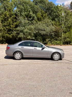 Mercedes-Benz C 180, снимка 4