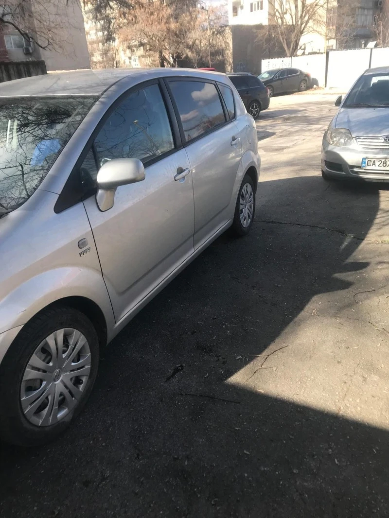 Toyota Corolla verso 1.8 бензин навигация, снимка 7 - Автомобили и джипове - 47363578