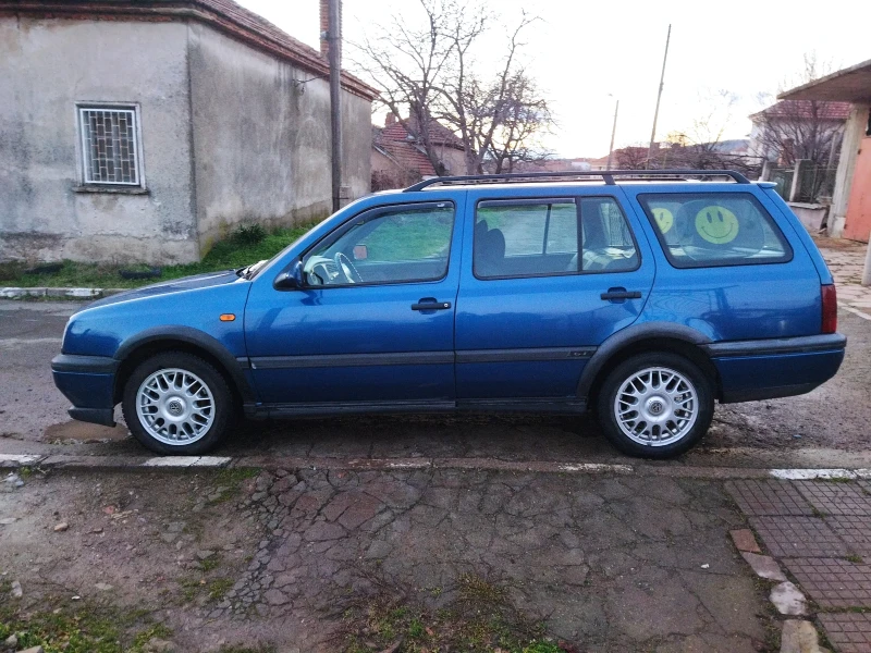 VW Golf Variant Голф 3, снимка 8 - Автомобили и джипове - 47313739