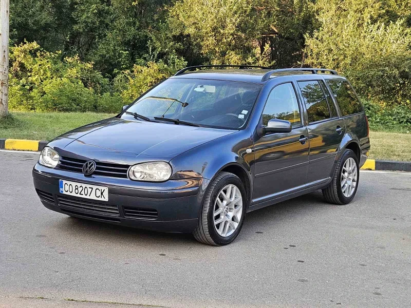 VW Golf, снимка 1 - Автомобили и джипове - 47487440