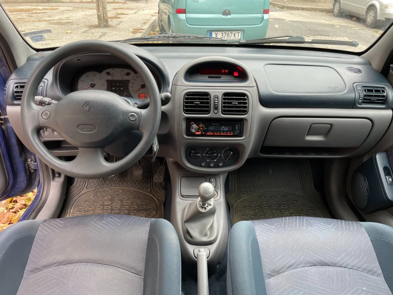 Renault Clio 1.2 16 V, снимка 4 - Автомобили и джипове - 48175477