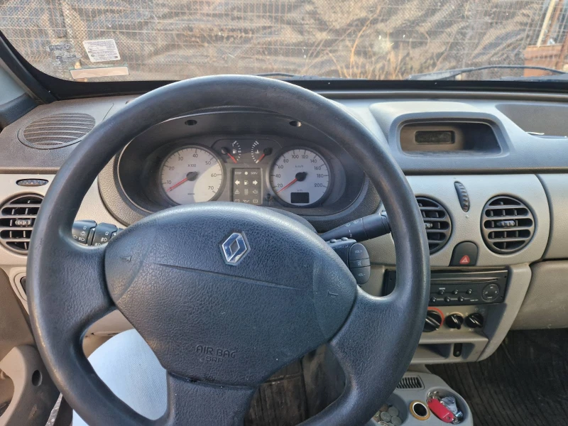 Renault Kangoo, снимка 7 - Автомобили и джипове - 48563796