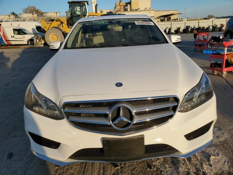 Mercedes-Benz E 350 4MATIC, снимка 2 - Автомобили и джипове - 48525178