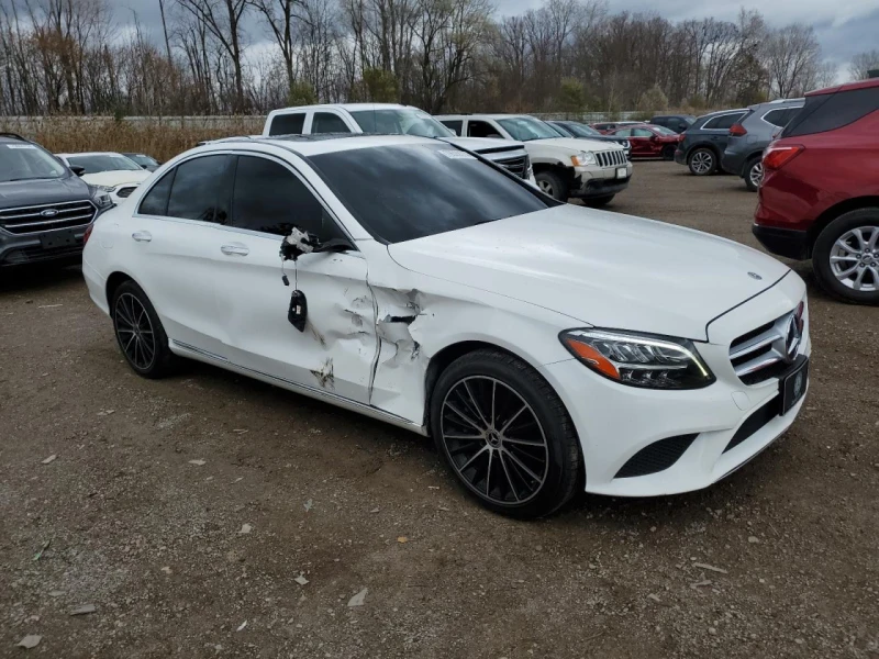 Mercedes-Benz C 300 4MATIC, снимка 4 - Автомобили и джипове - 48677846