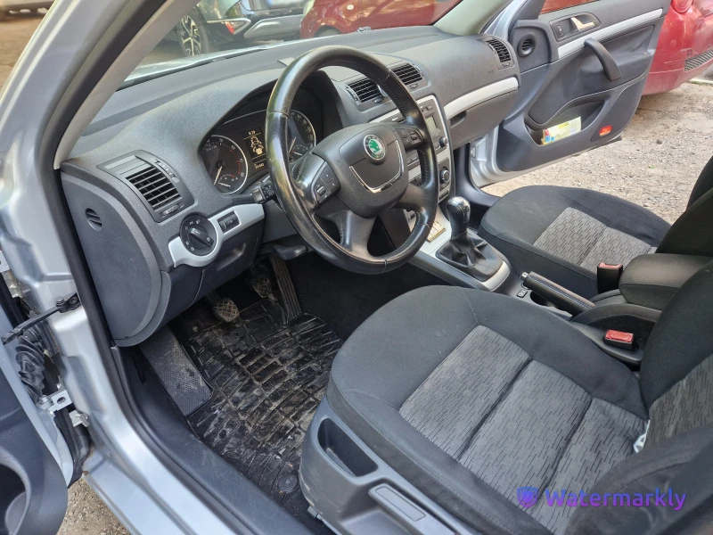 Skoda Octavia II (Facelift), снимка 12 - Автомобили и джипове - 52060689