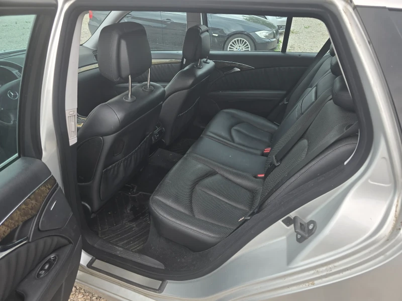 Mercedes-Benz E 500 4-MATIC FACELIFT, снимка 14 - Автомобили и джипове - 51352600