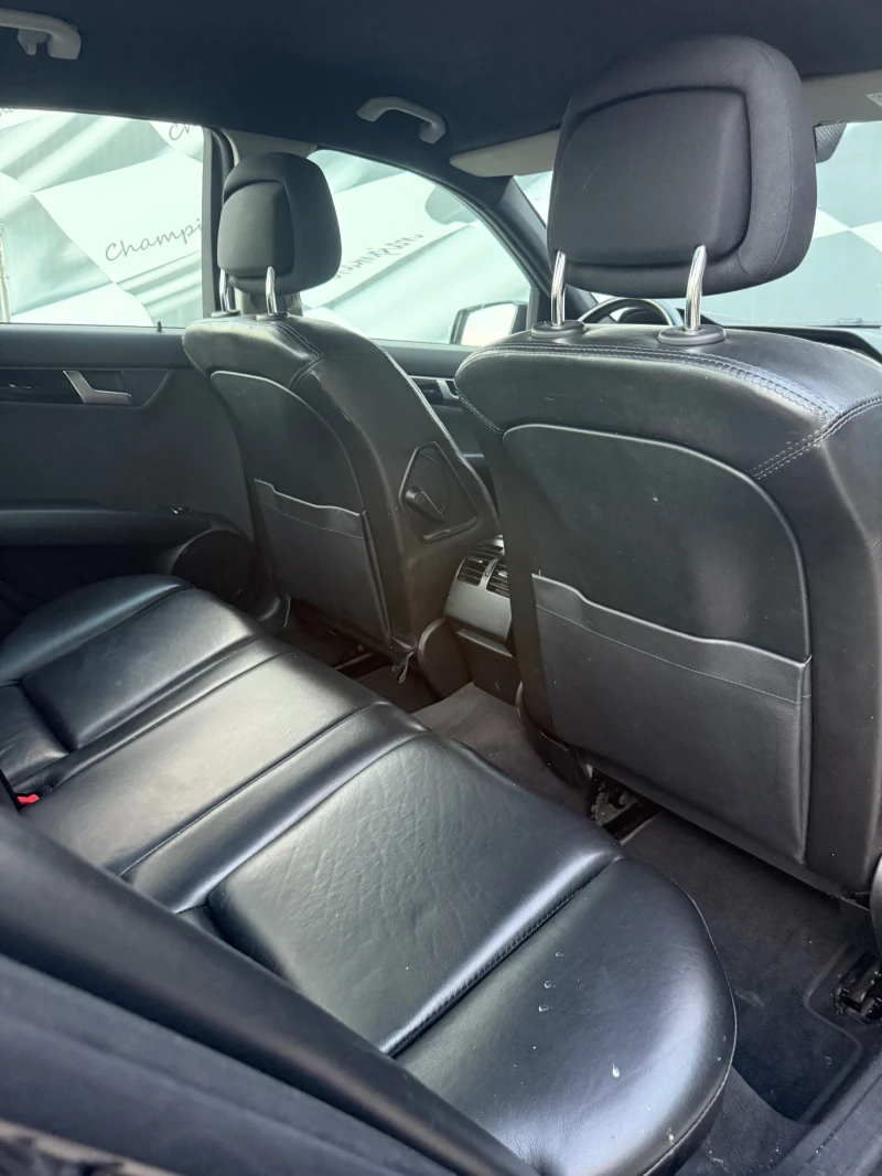 Mercedes-Benz C 220 220CDI, снимка 10 - Автомобили и джипове - 50924452