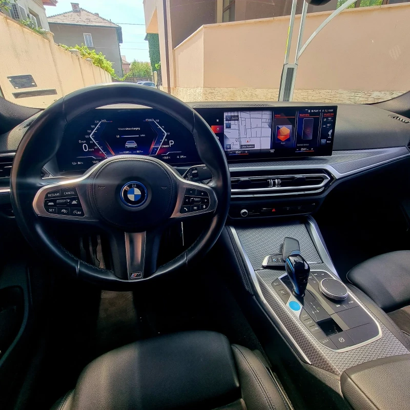 BMW i4 eDrive35 Гран Купе М-пакет, снимка 12 - Автомобили и джипове - 52190842