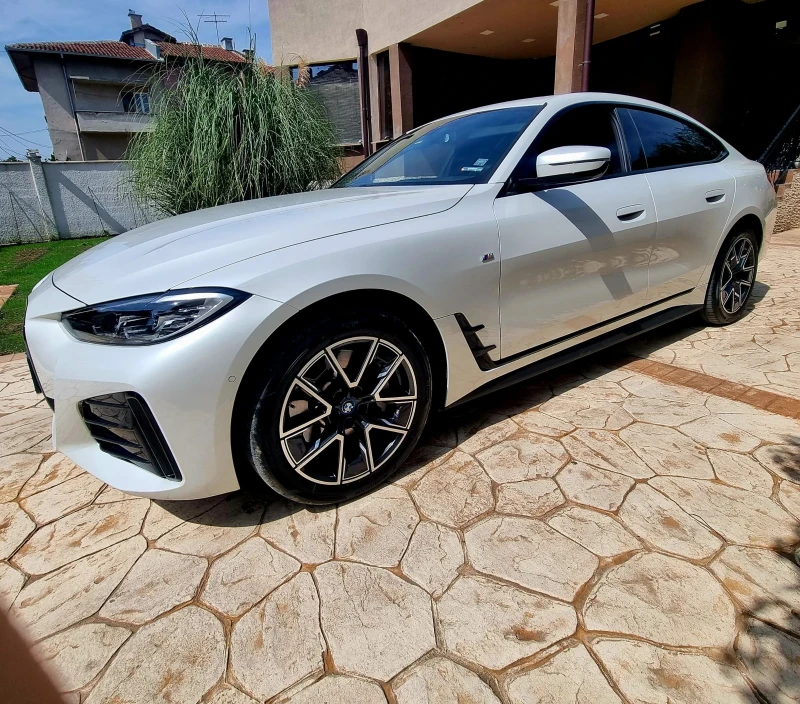 BMW i4 eDrive35 Гран Купе М-пакет, снимка 7 - Автомобили и джипове - 52190842