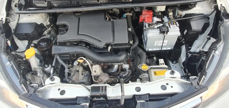 Toyota Yaris, снимка 3 - Автомобили и джипове - 51684186