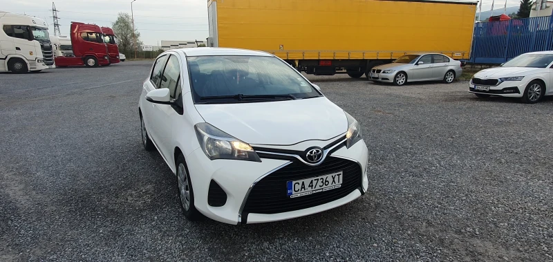 Toyota Yaris, снимка 14 - Автомобили и джипове - 51684186
