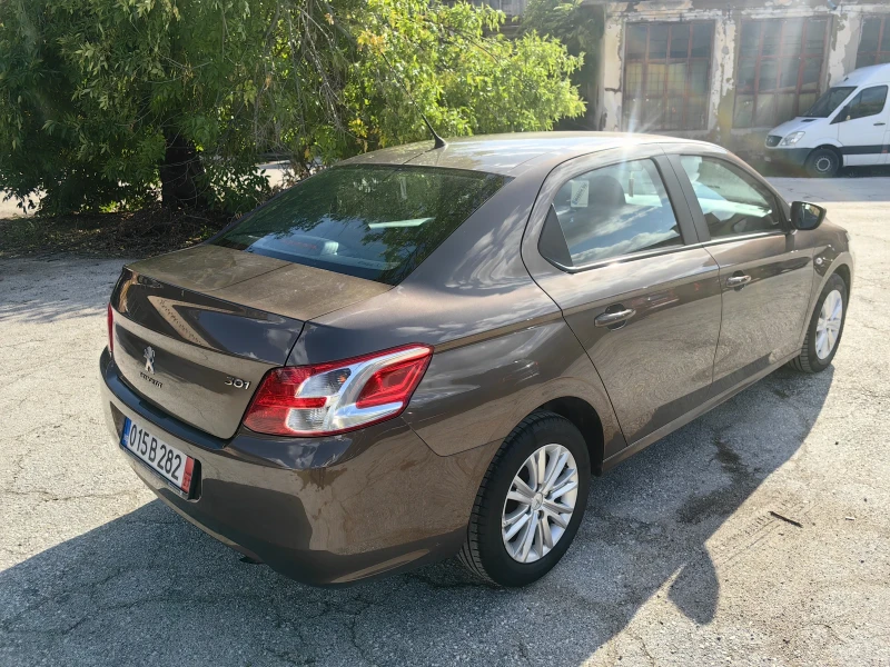 Peugeot 301 1.6 бензин 116 кс, Евро 5, Климатик, Отлично , снимка 4 - Автомобили и джипове - 52112938