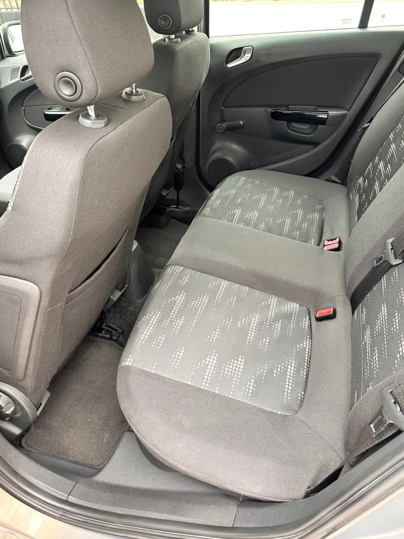 Opel Corsa, снимка 8 - Автомобили и джипове - 52185296