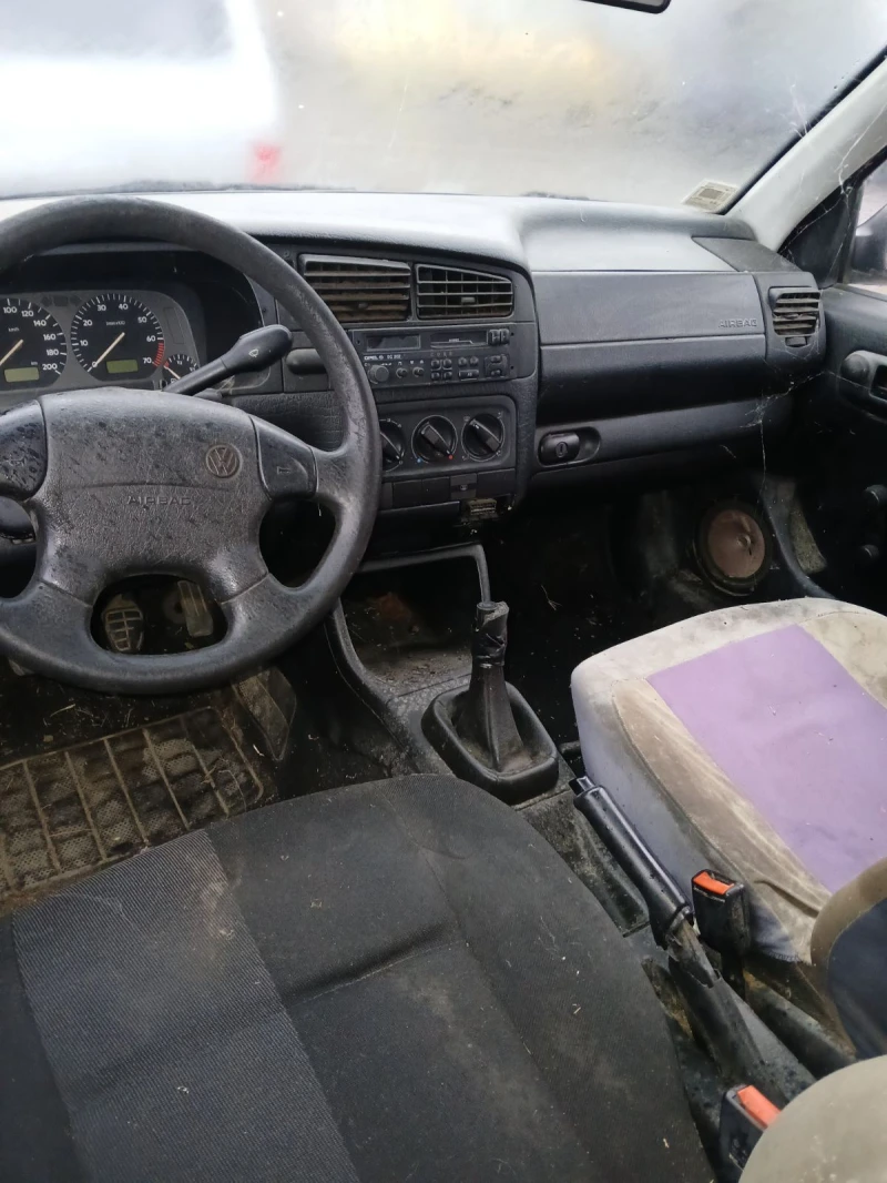VW Golf 3, снимка 5 - Автомобили и джипове - 52463438