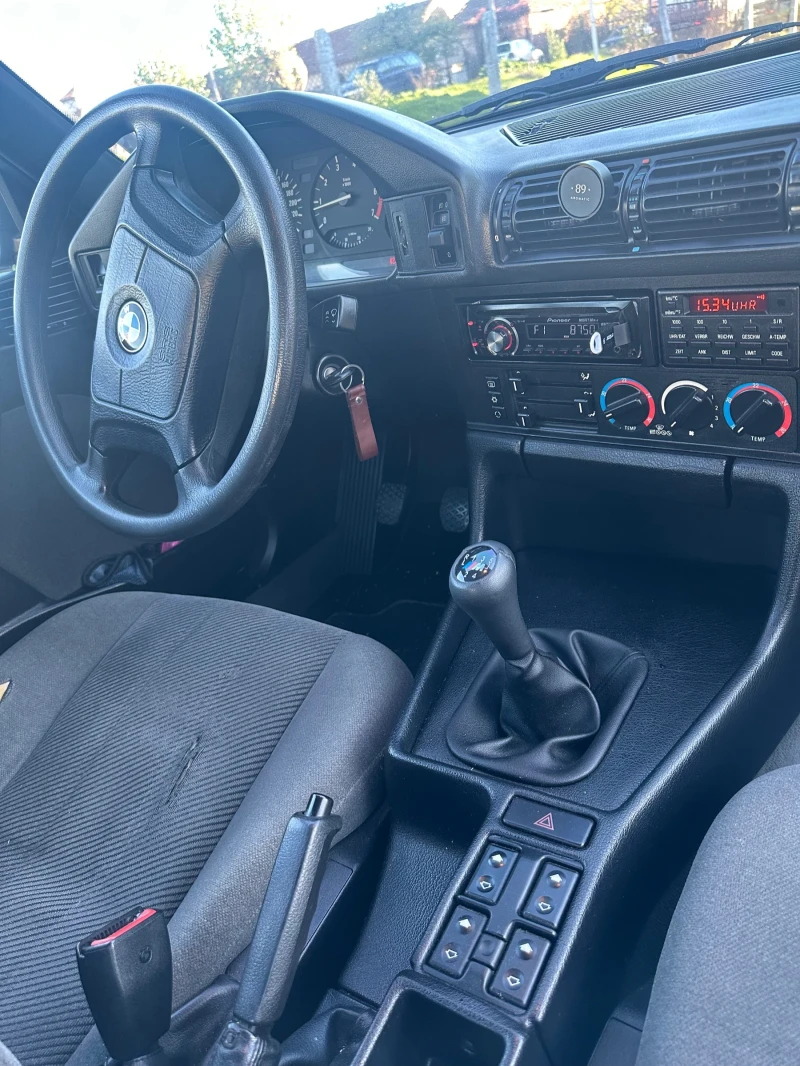 BMW 520 LPG-климатик, ел люк и стъкла, снимка 12 - Автомобили и джипове - 53066970