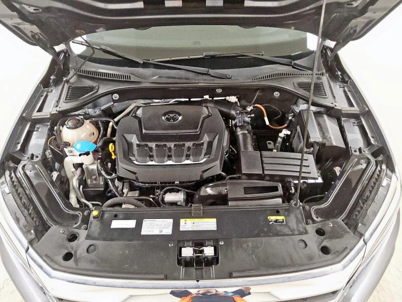 VW Passat 2.0 TSI SE CARPLAY AMBIENT АСИСТЕНТИ, снимка 10 - Автомобили и джипове - 53099782