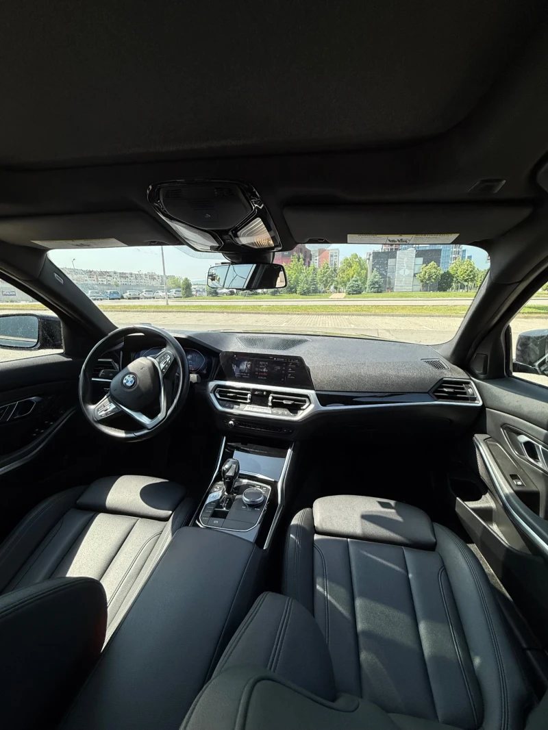 BMW 330 2019 BMW 3 Series 330i xDrive M, снимка 12 - Автомобили и джипове - 53175446