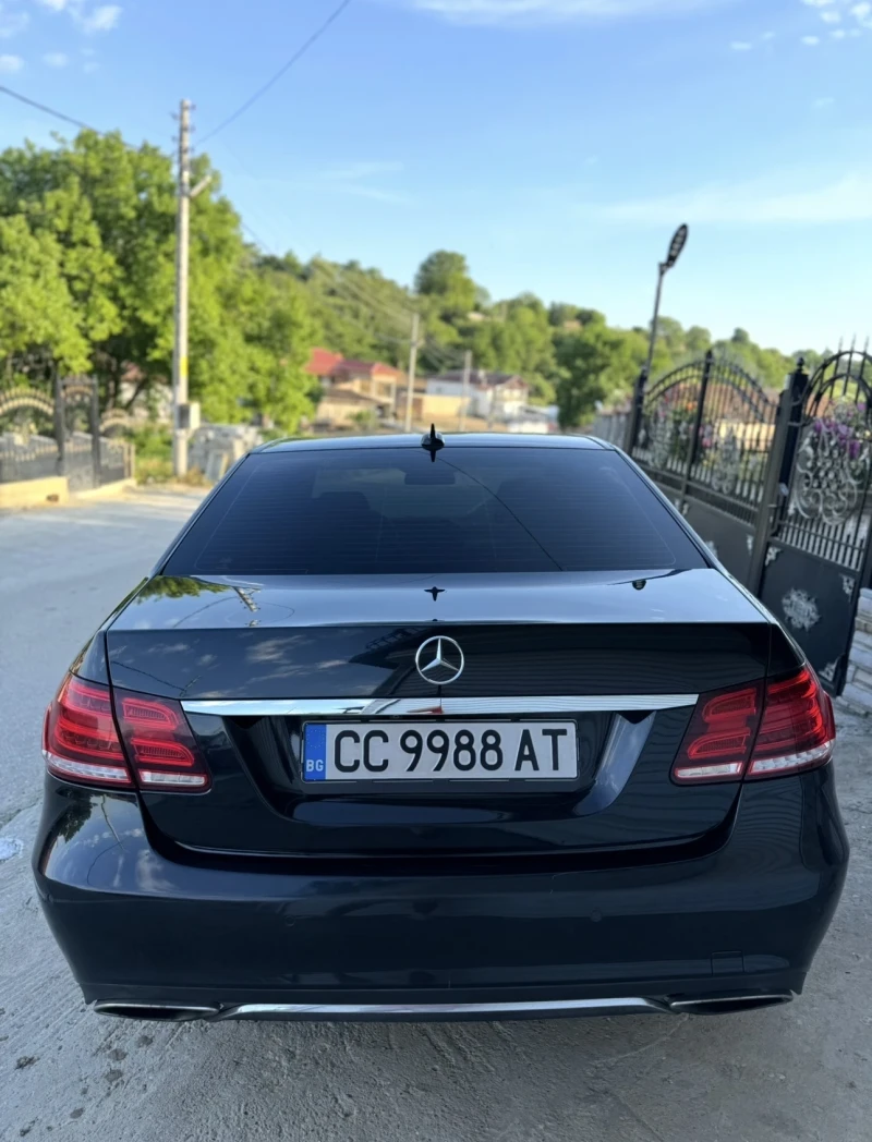 Mercedes-Benz E 350 4 MATIC, снимка 4 - Автомобили и джипове - 53283275