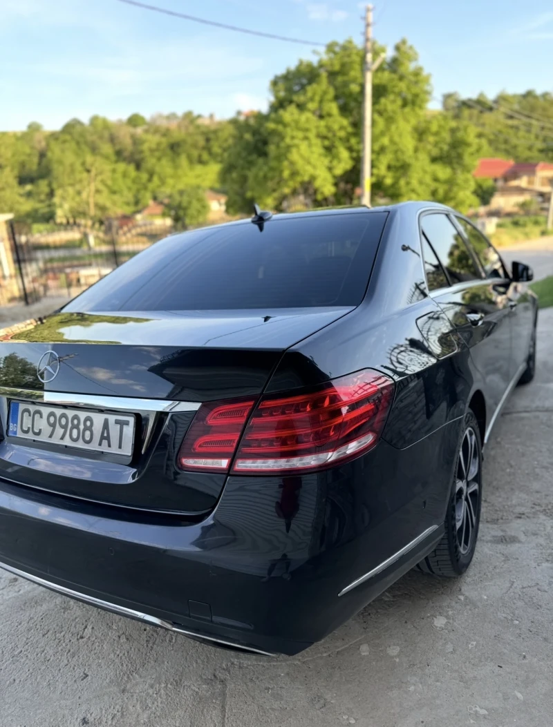 Mercedes-Benz E 350 4 MATIC, снимка 5 - Автомобили и джипове - 53283275