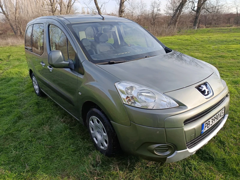Peugeot Partner 1.6 Tepee, снимка 8 - Автомобили и джипове - 53345635