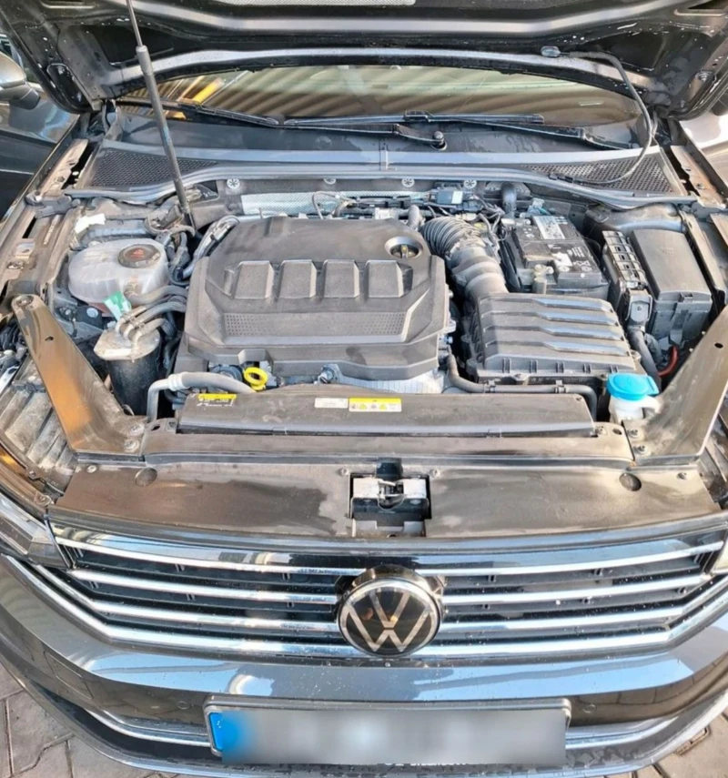 VW Passat Full LED Face 190к.с., снимка 14 - Автомобили и джипове - 53394643