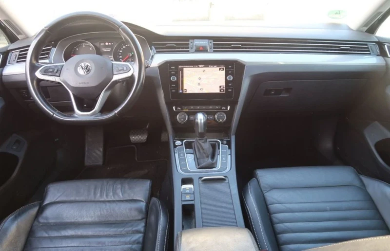 VW Passat Full LED Face 190к.с., снимка 5 - Автомобили и джипове - 53394643