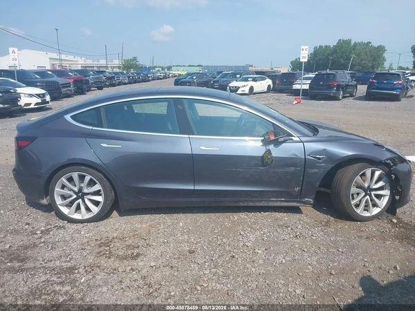 Tesla Model 3 LONG RANGE DUAL MOTOR ALL-WHEEL DRIVE, снимка 4 - Автомобили и джипове - 56104661