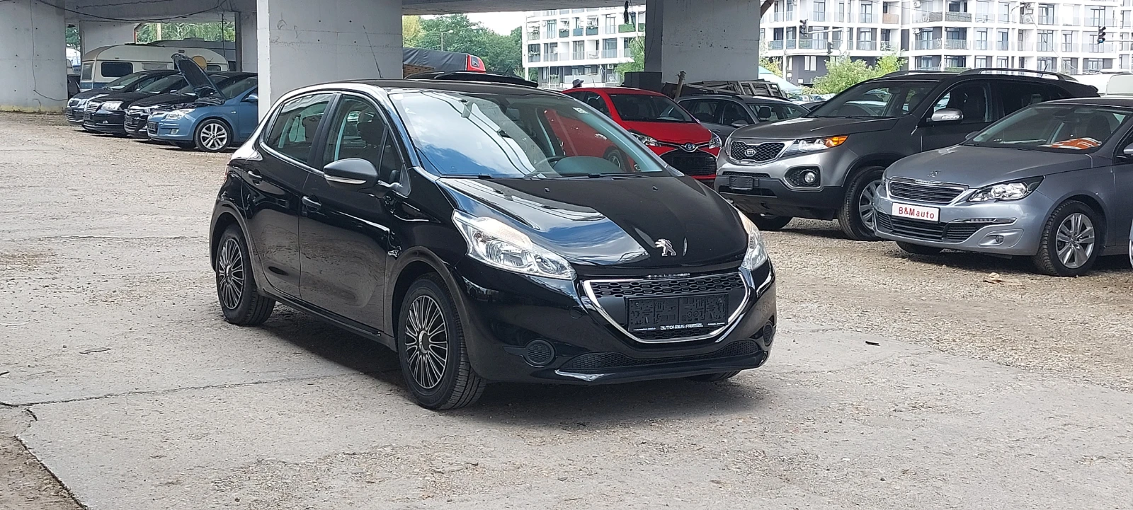 Peugeot 208 1.2 vti 115000km , снимка 1