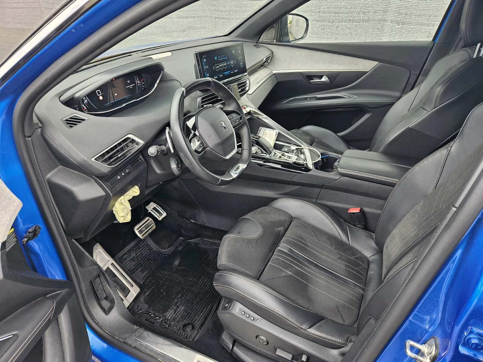 Peugeot 3008 New Line Up GT PACK 1.2 PureTech 130 S&S EAT8 - изображение 5