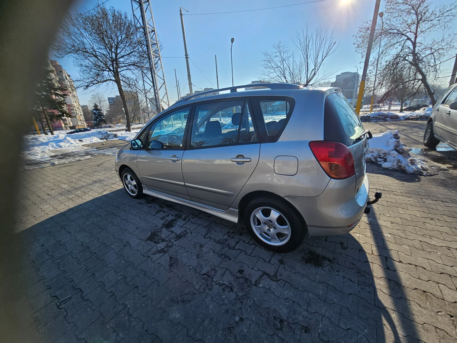Toyota Corolla verso  - изображение 3