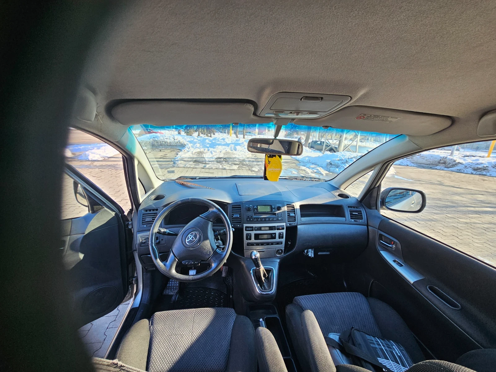 Toyota Corolla verso  - изображение 2