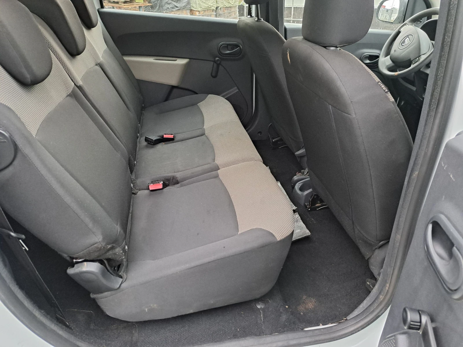 Dacia Lodgy 1.6i/6+ 1/ГАЗ/135хкм/КЛИМА/2015г - изображение 7