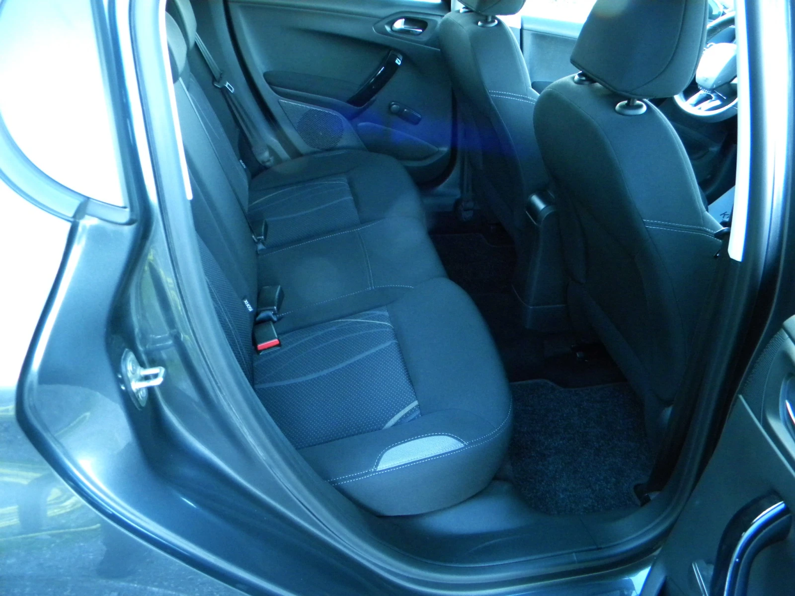 Peugeot 208 EURO5B* 1.2-135000km*  * EURO5B | Mobile.bg   13