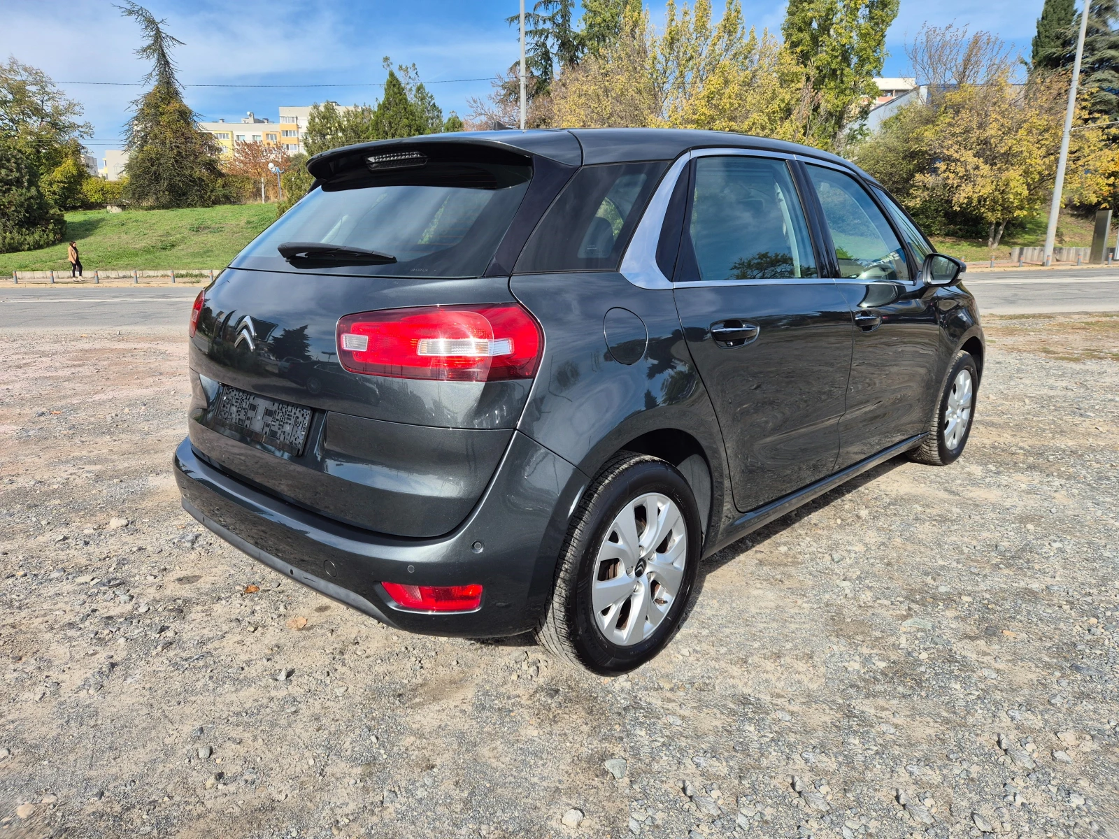 Citroen C4 Picasso 1.6HDI 115кс | Mobile.bg — изображение 5