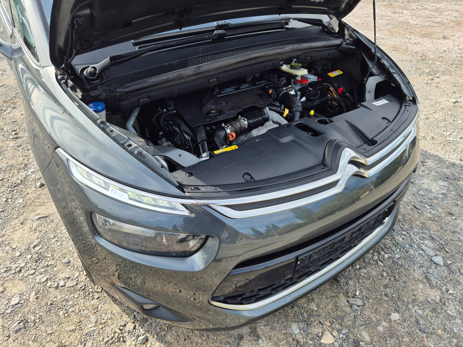 Citroen C4 Picasso 1.6HDI 115кс | Mobile.bg — изображение 16