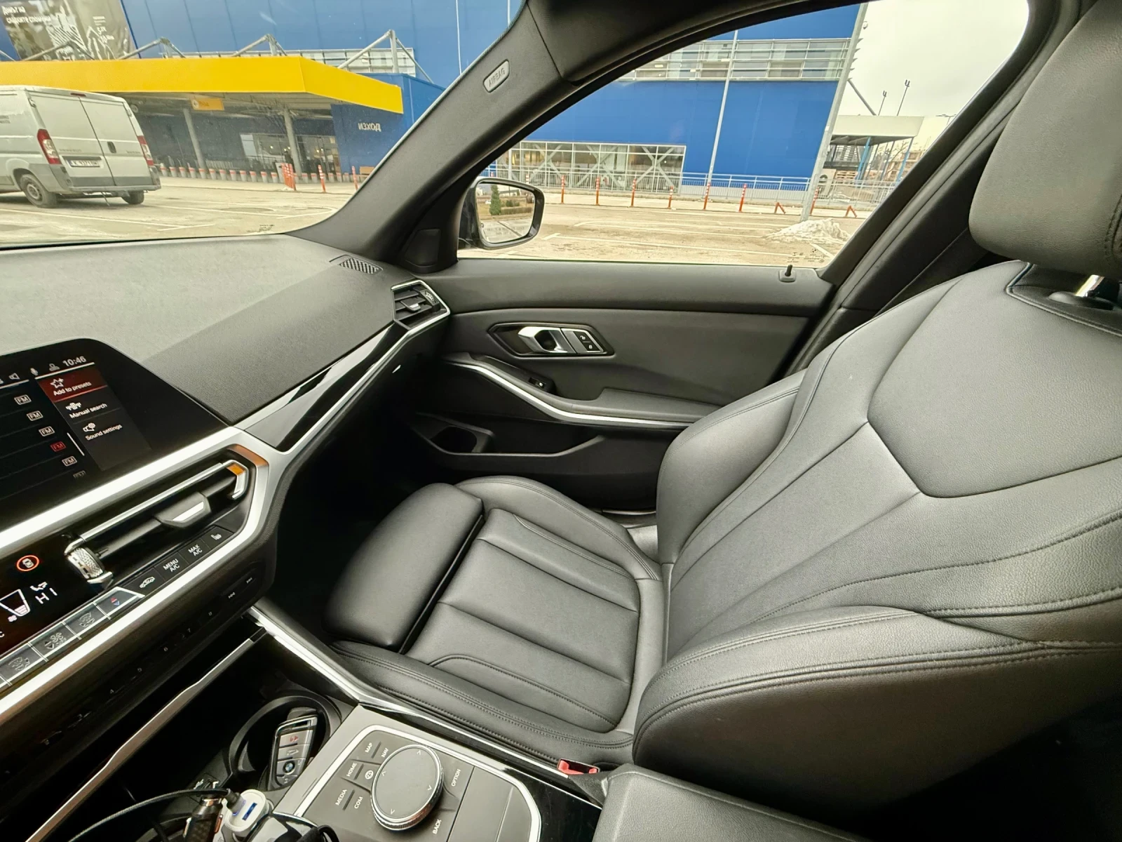 BMW 330 2019 BMW 3 Series 330i xDrive  - изображение 10