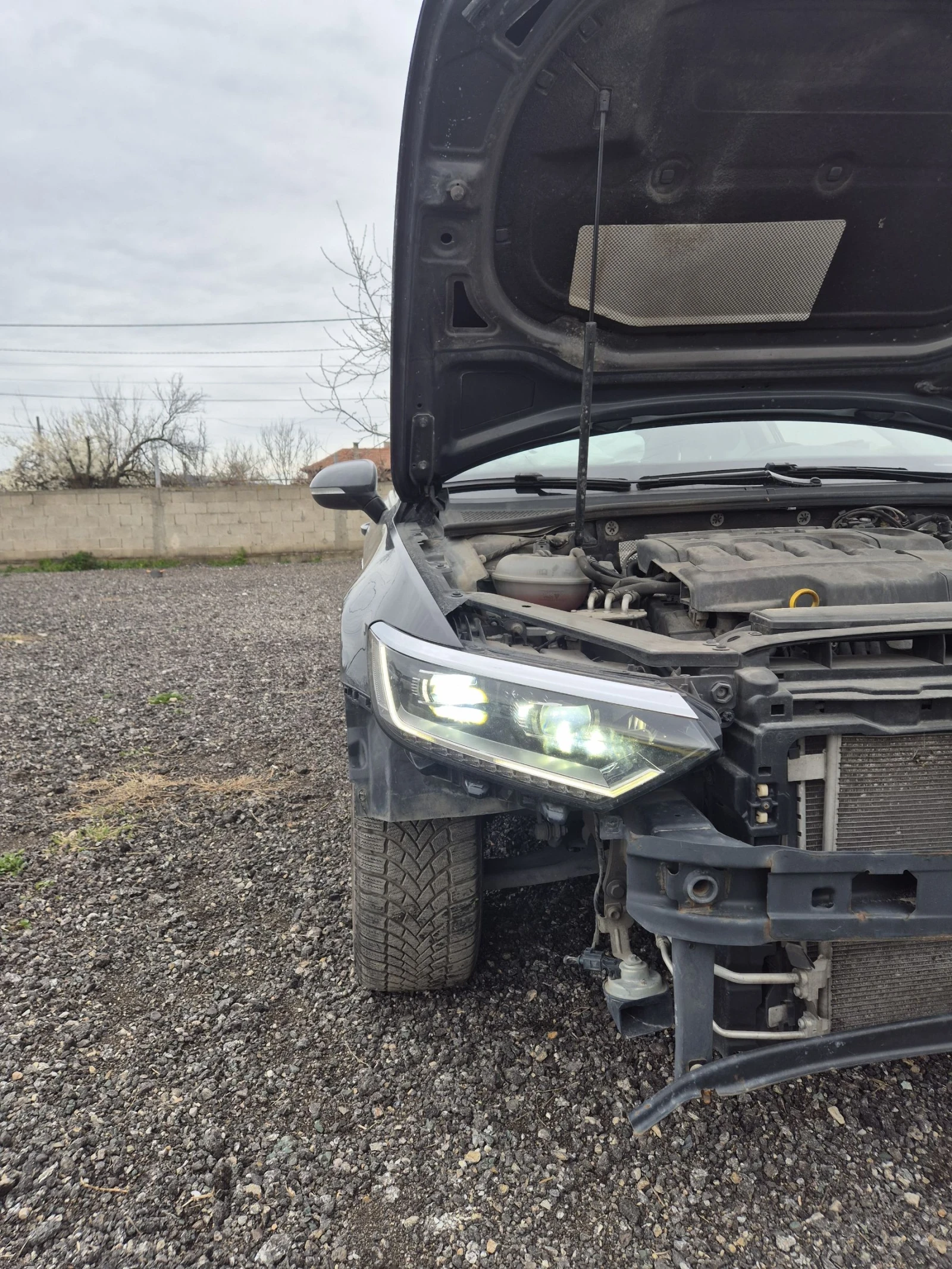 VW Passat 2.0TDI 4MOTION, снимка 15 - Автомобили и джипове - 54032340