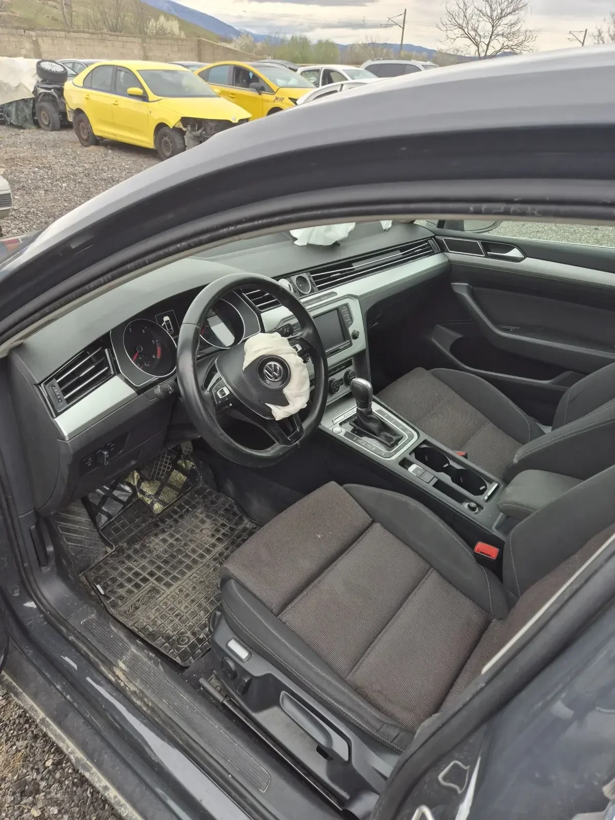 VW Passat 2.0TDI 4MOTION, снимка 9 - Автомобили и джипове - 54032340